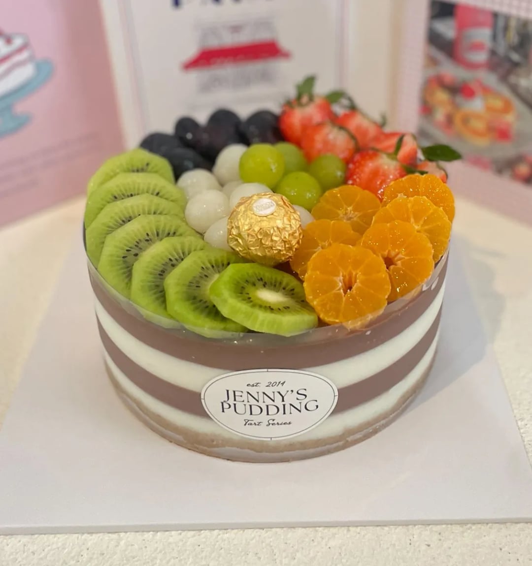 Choco Bomb 15cm Topping Full Fruit